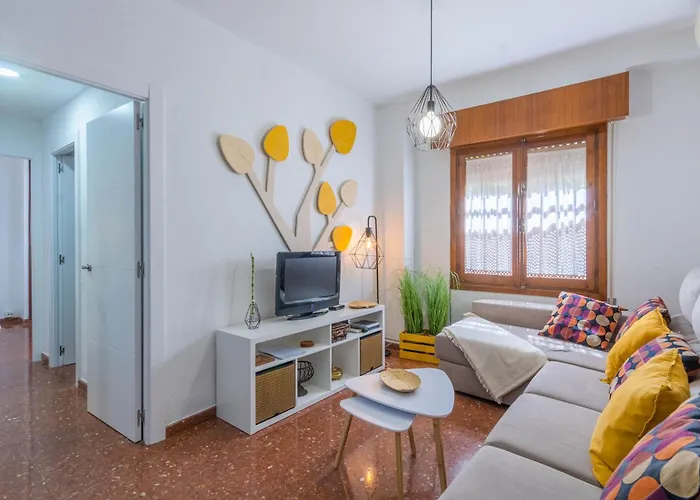 Azahar En Santa Marina * قرطبة